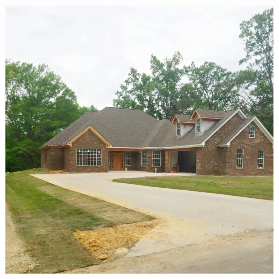 Top-rated emergency plumbing in Baldwyn, MS by Delta Chief Contracting