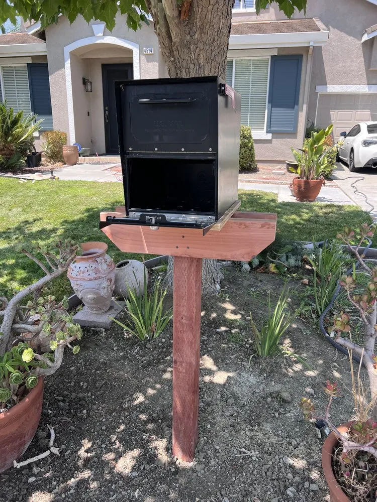 Slide of Delta D Handyman