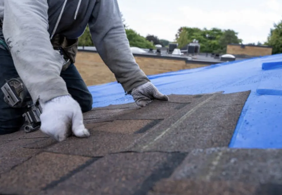 Slide of Deluxe Interior and Exterior Service