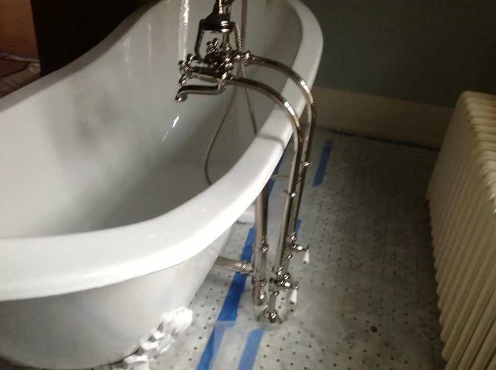 Emergency leak detection experts serving Bethlehem, PA - Deluxe Plumbing & Heating