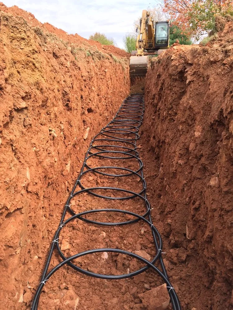 Slide of Deluxe Plumbing & Heating