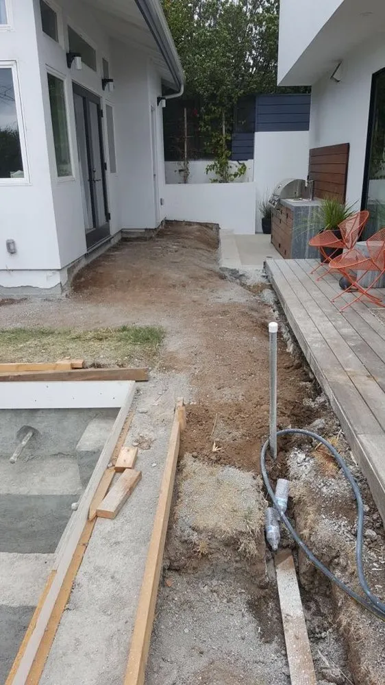 Emergency water heater service in Alameda, CA by Demolition Heroes