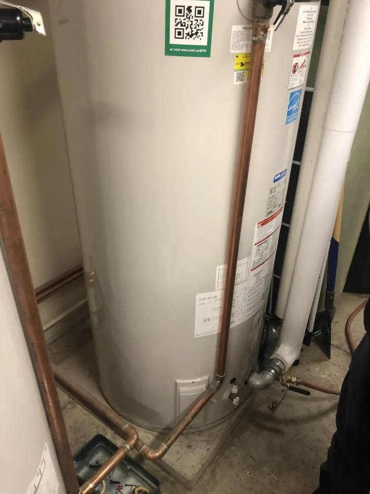 Expert water heater service experts serving green valley, IL - Derek Bell Plumbing