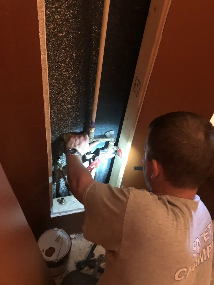 Slide of Derrick Garnett Plumbing