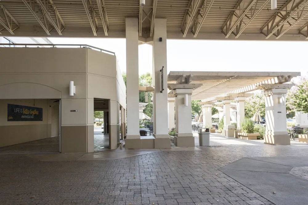 Slide of Design Everest