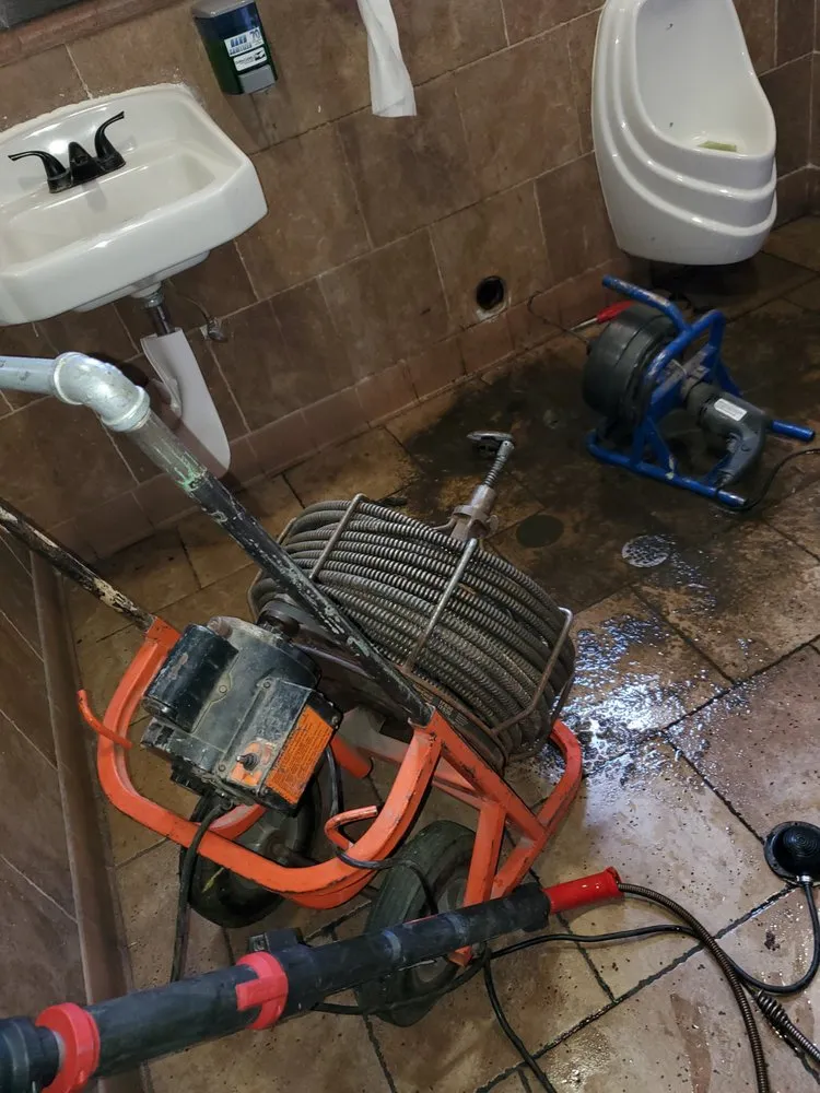 Professional leak detection in Sun Valley, CA by Detox Hydro Jet and Rooter Service