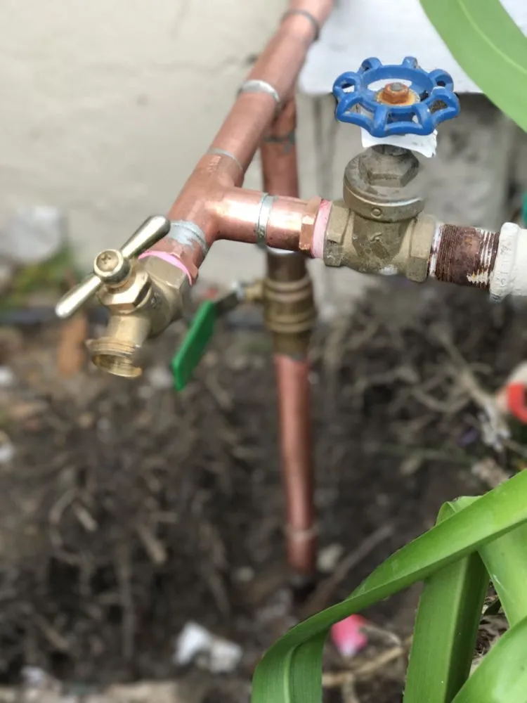 Slide of Devin Plumbing & Drain