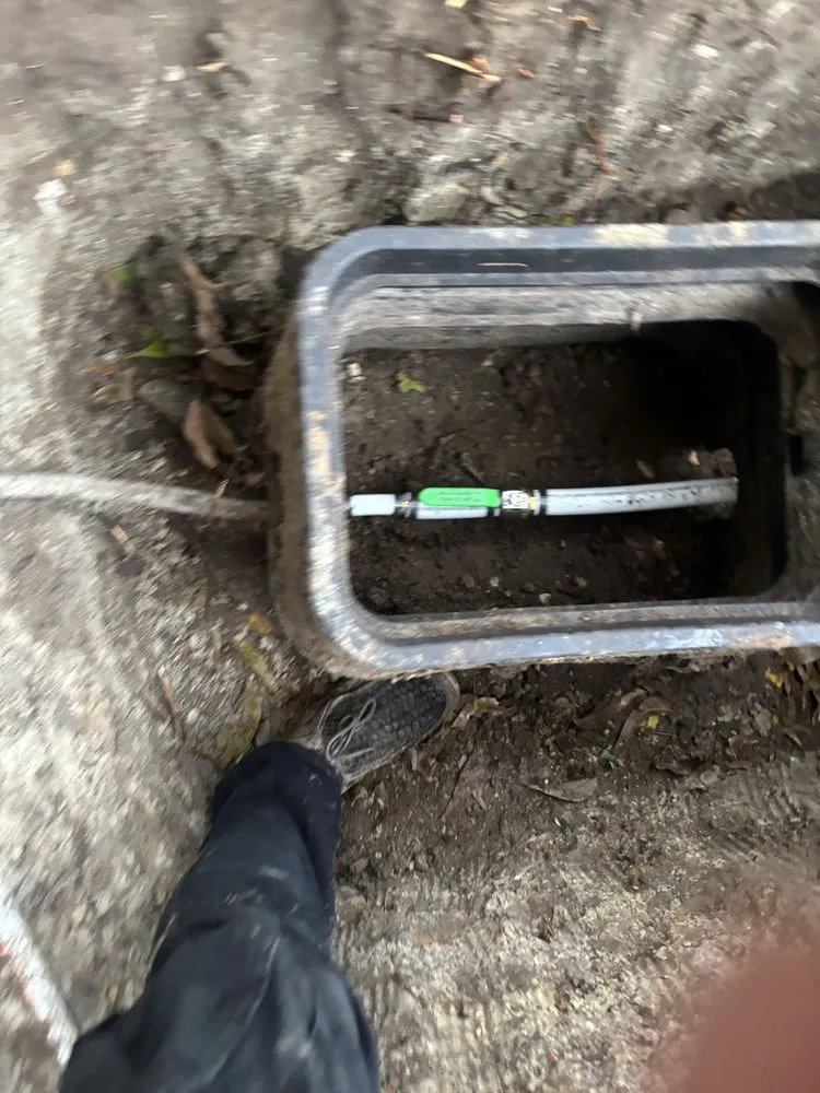 Expert emergency plumbing experts serving Greenville, TX - DEW Brothers Construction