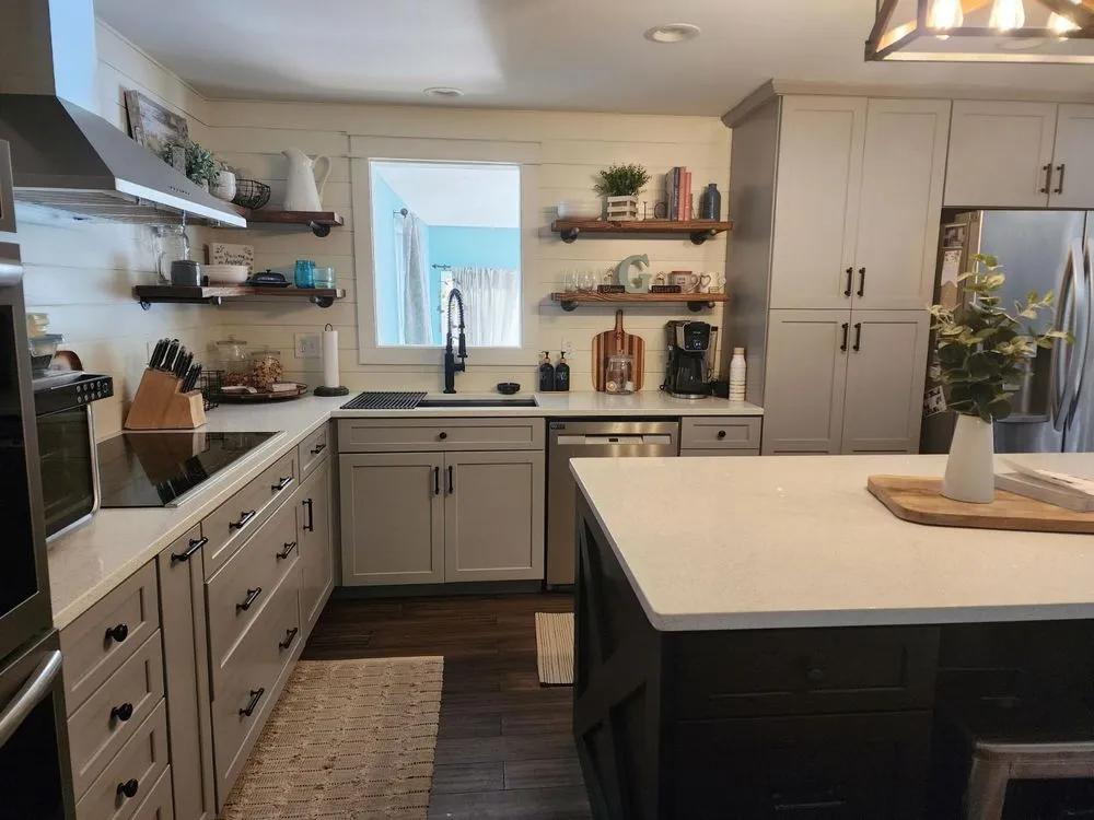 Slide of DGM Advantage