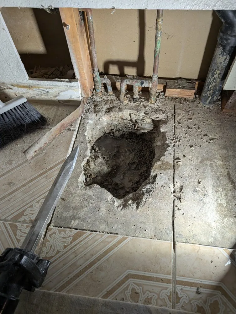 Slide of DH Plumbing & Rooter