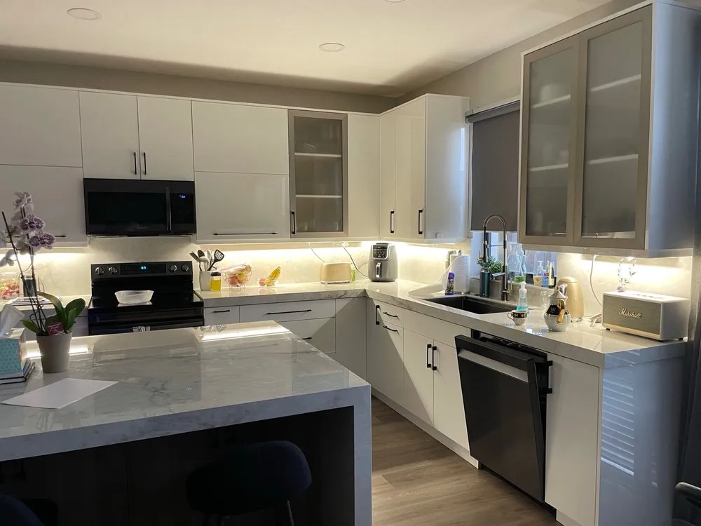 Slide of DIA Kitchen & Bath