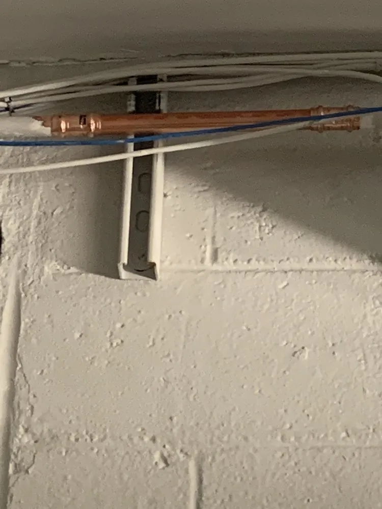 Slide of Diamond Plumbing & Design