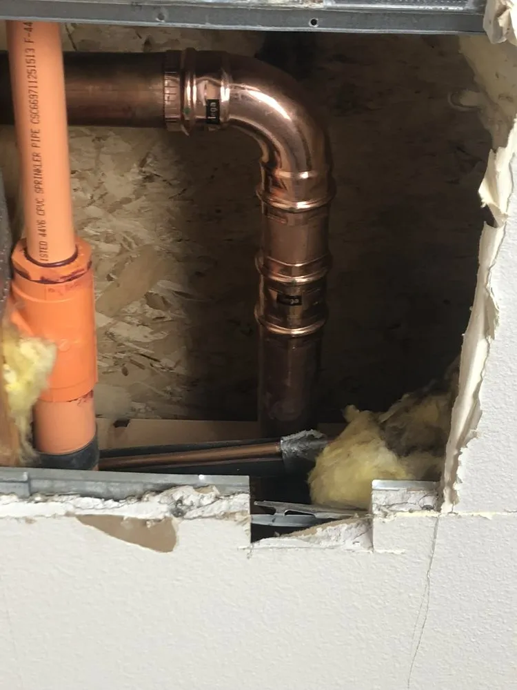 Slide of Diamond Plumbing & Design