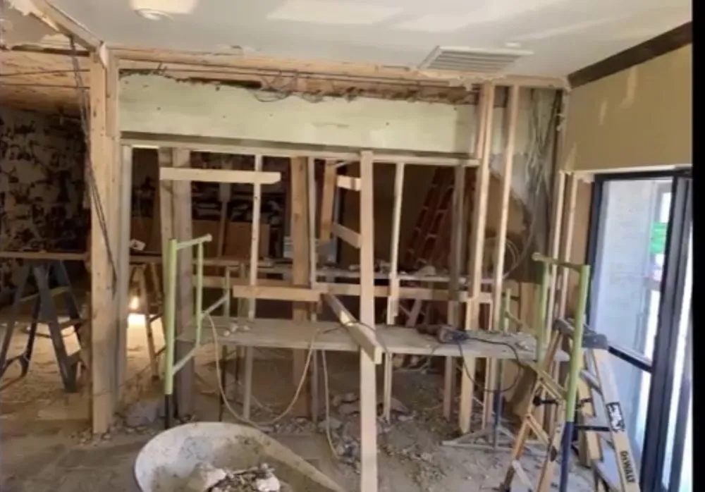 Slide of Diaz Construction