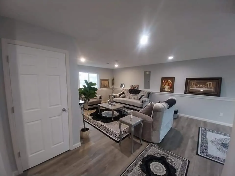 Slide of Diego's Painting & Remodeling