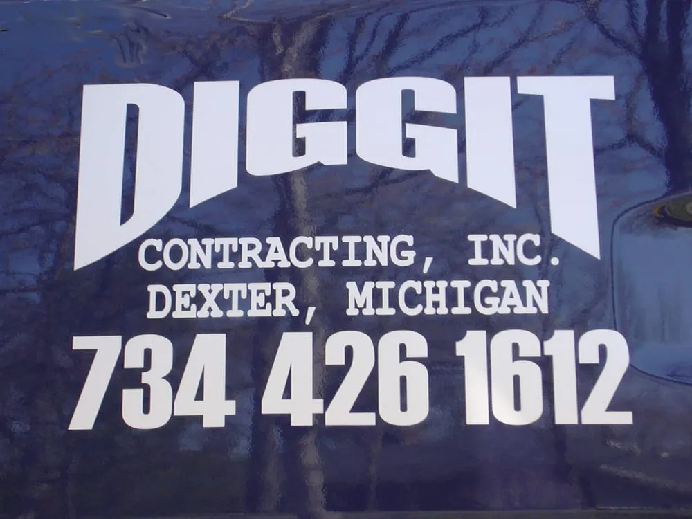 Slide of Diggit Contracting