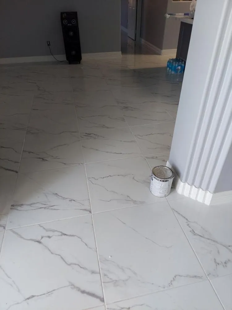 Slide of Dinastia Puente Construction