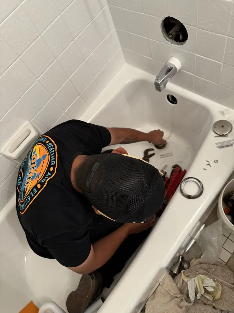 Slide of Dino Plumbing & Service Pros