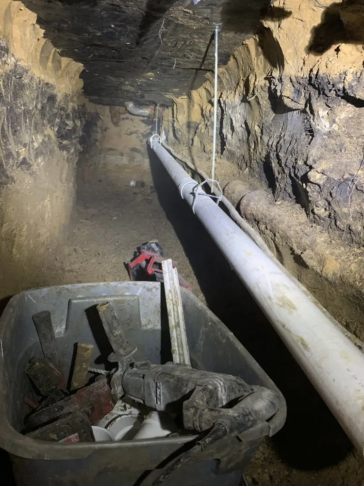 Slide of Dinomite Services