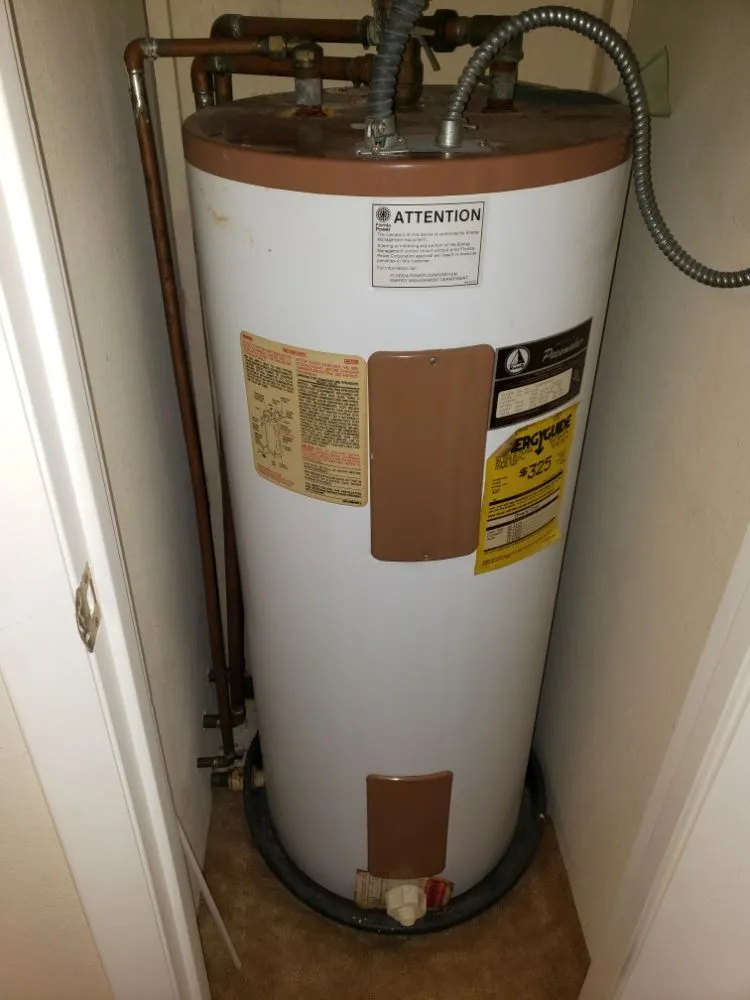 Top-rated water heater service for homes in Kissimmee, FL by Direct Drain Solution