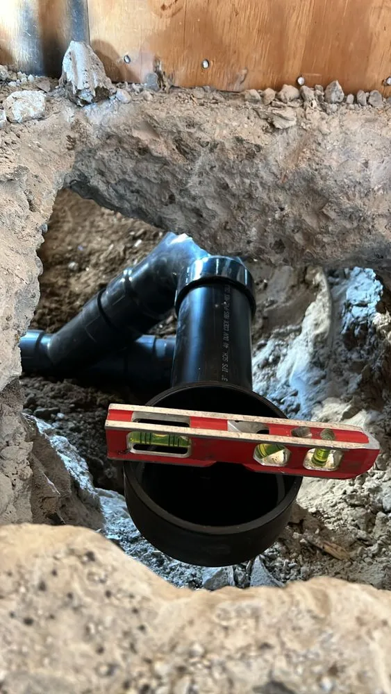 Emergency pipe repair for homes in Oxnard, CA by Direct Flow Plumbing & Drain Solutions