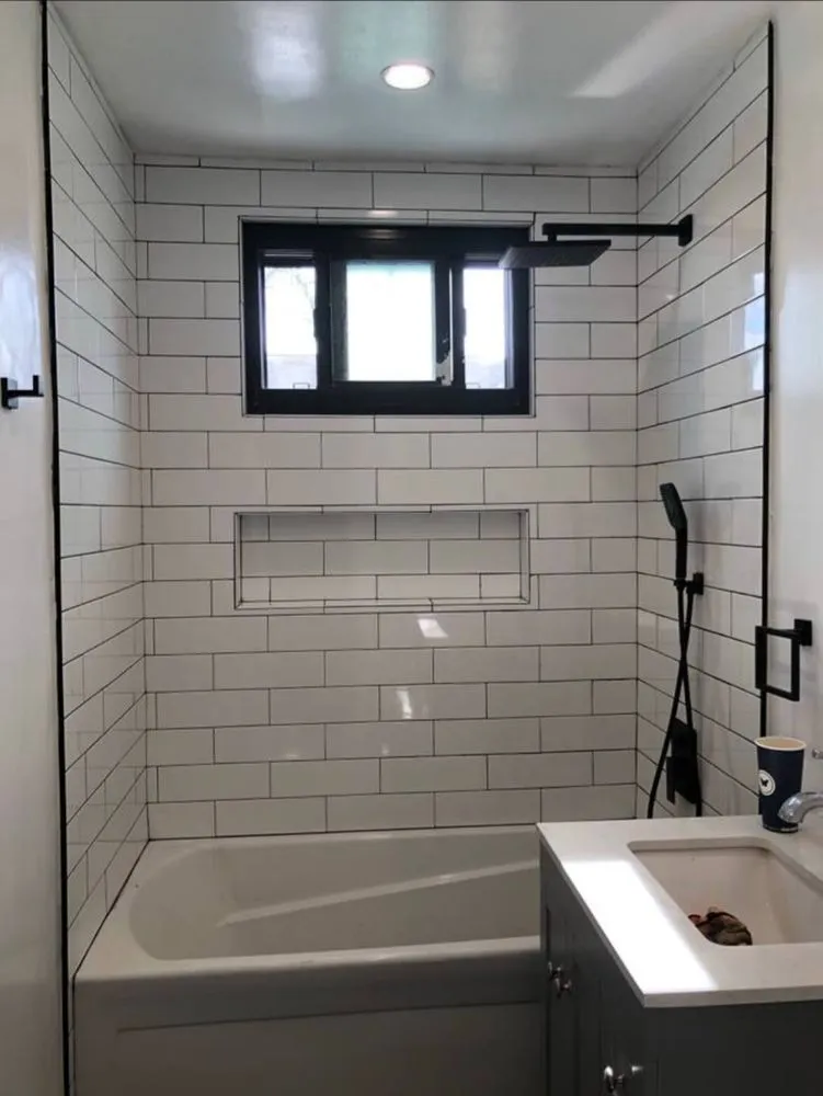 Slide of D&J General Construction