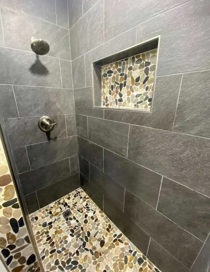 Slide of D&J General Construction