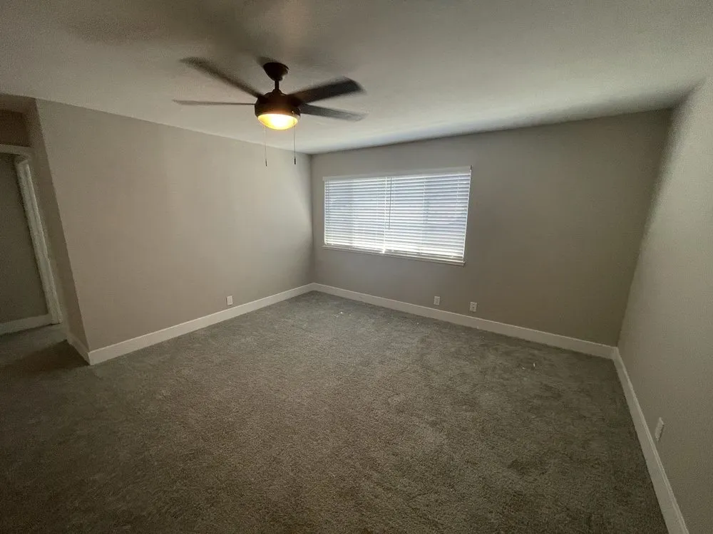 Slide of D&J Handyman services