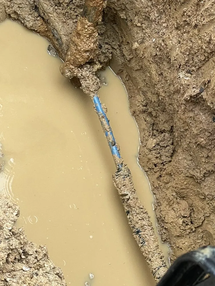 Slide of DJ's Plumbing & Electrical