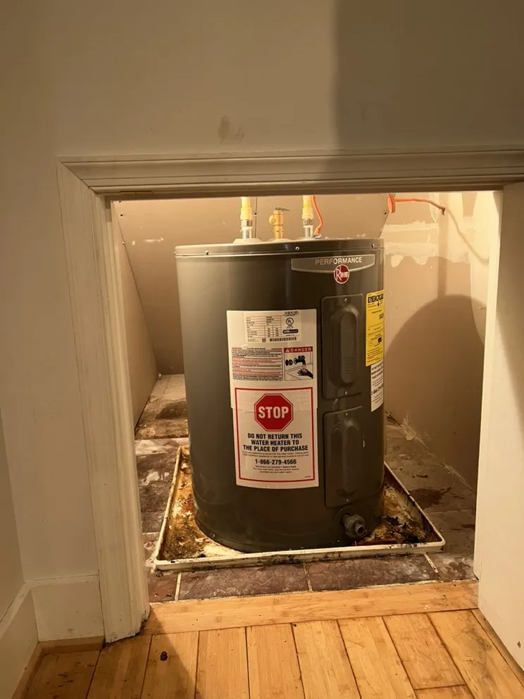 Emergency pipe repair service in Washington, Dc, DC - DJ's Plumbing & Electrical