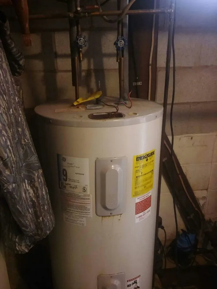 Slide of DK & C DeLuca