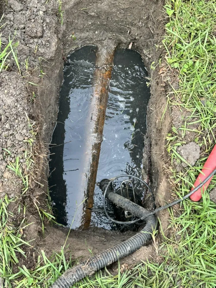 Slide of DL Excavation Services