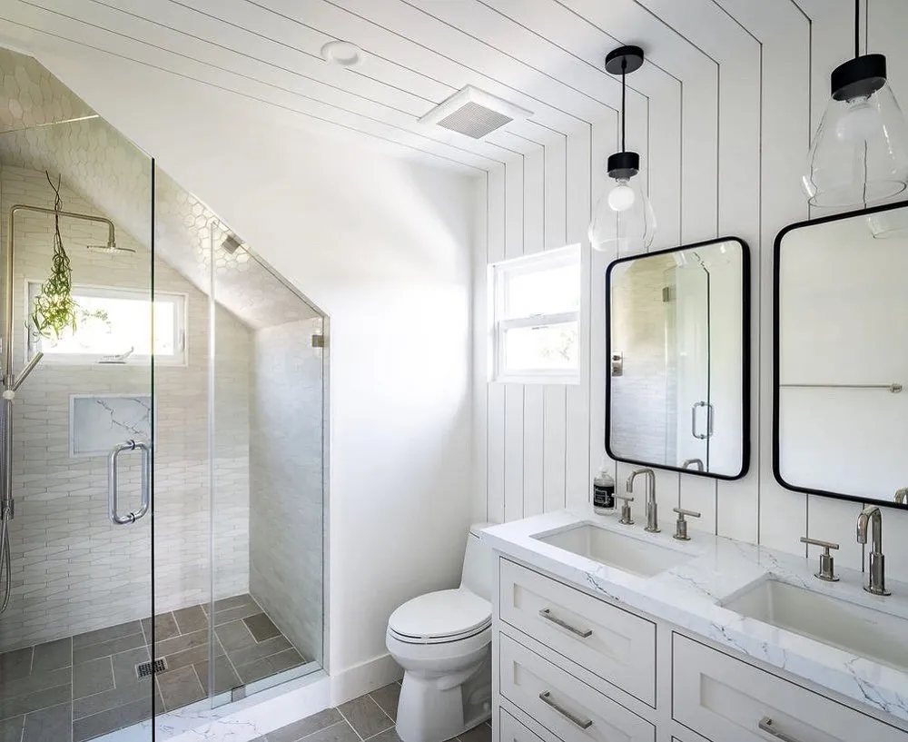 Slide of D.L Plumbing