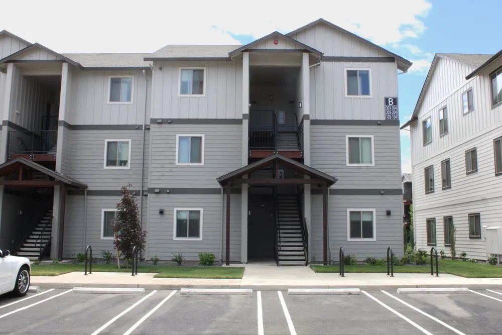 Slide of DM Plumbing & Construction