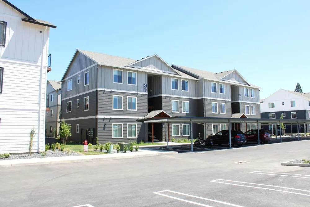 Slide of DM Plumbing & Construction