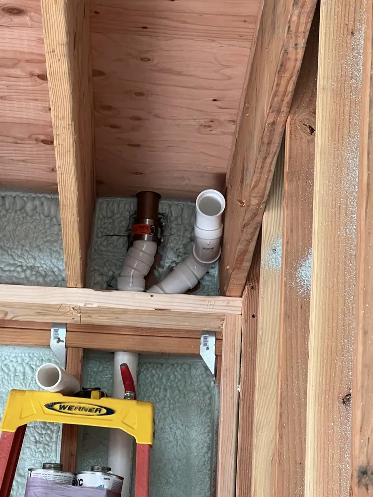 Slide of D&M Plumbing and Heating