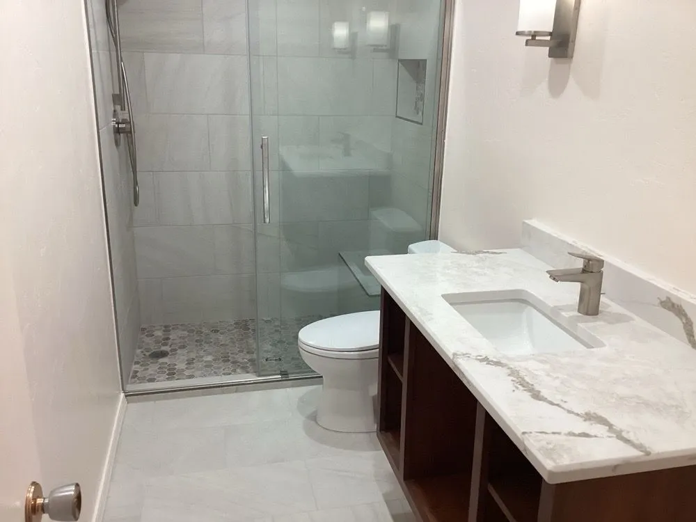 Slide of D&M Remodeling