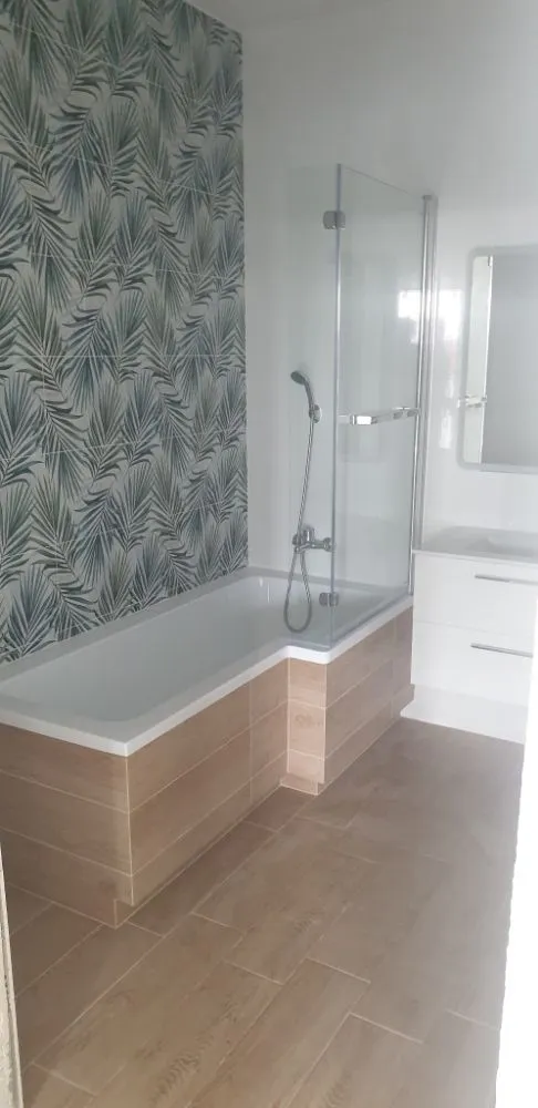 Slide of D&M Remodeling