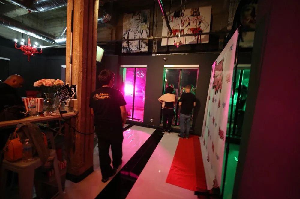 Slide of DMT Design Build