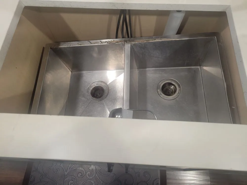 Slide of DMT Remodeling & Construction