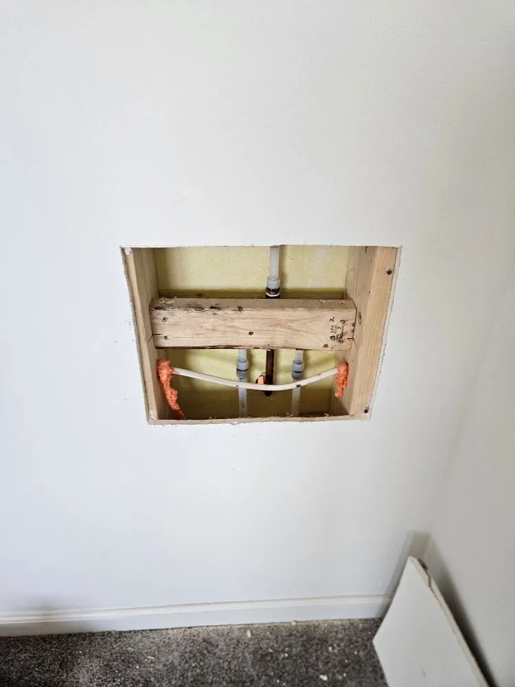 Slide of Doble P Plumbing