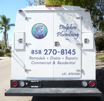 Dolphin Plumbing Inc Logo