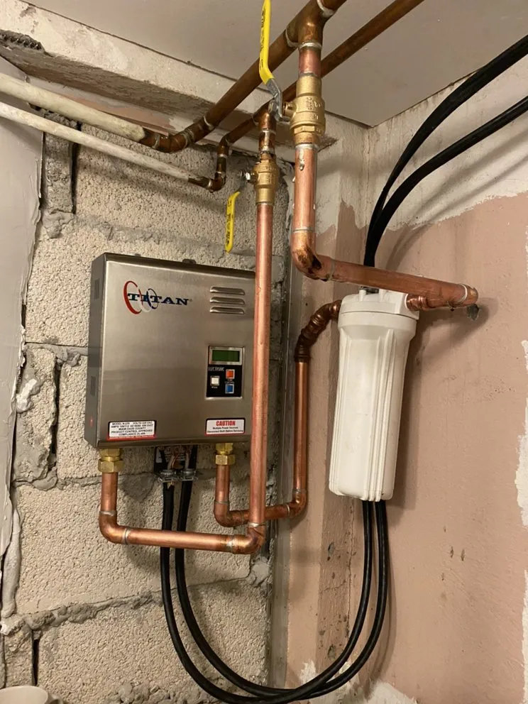 Slide of Dolphinz Plumbing