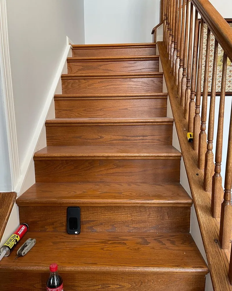 Slide of Dominican Floor and Handyman