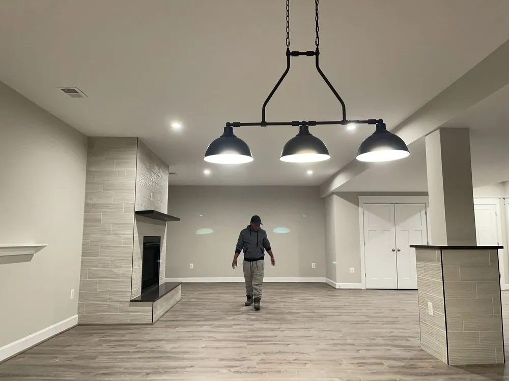 Slide of Dominican Floor and Handyman