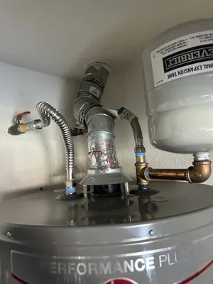 Dominick’s Drain Solutions Logo