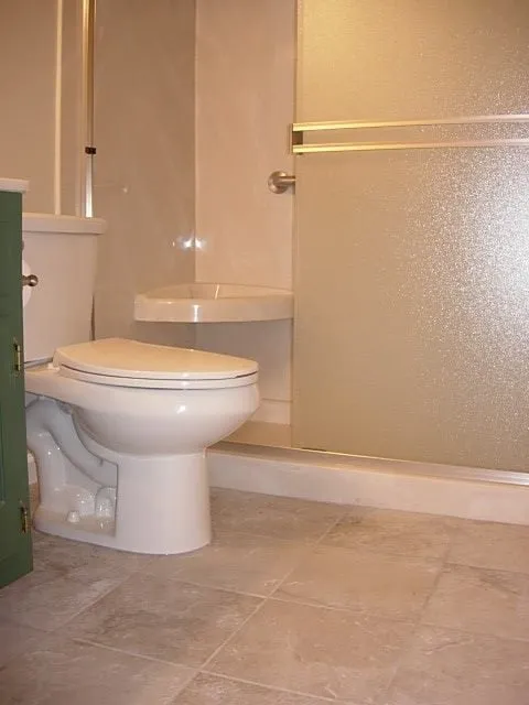 Slide of Don Paulson Bath Fixer