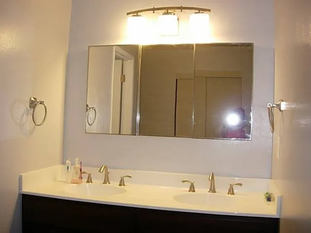 Slide of Don Paulson Bath Fixer