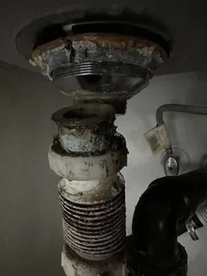 Don’s Services Logo