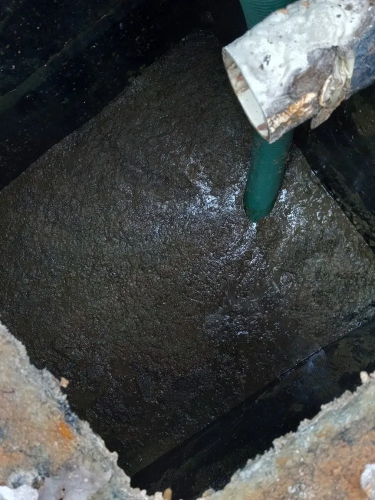 Slide of Double Deuce Septic Service